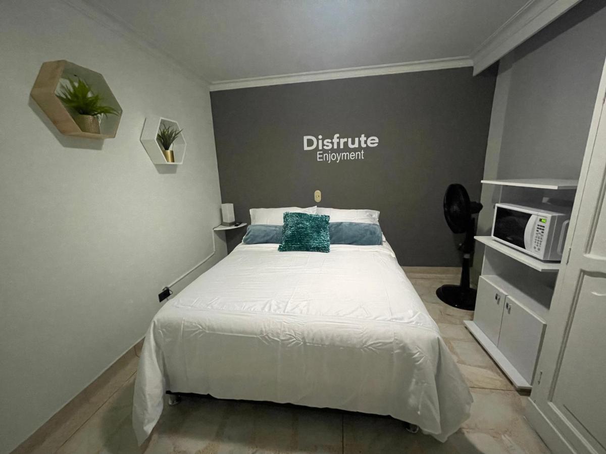 Homestay Habitacion Privada Y Comoda -laureles 5 Medellin